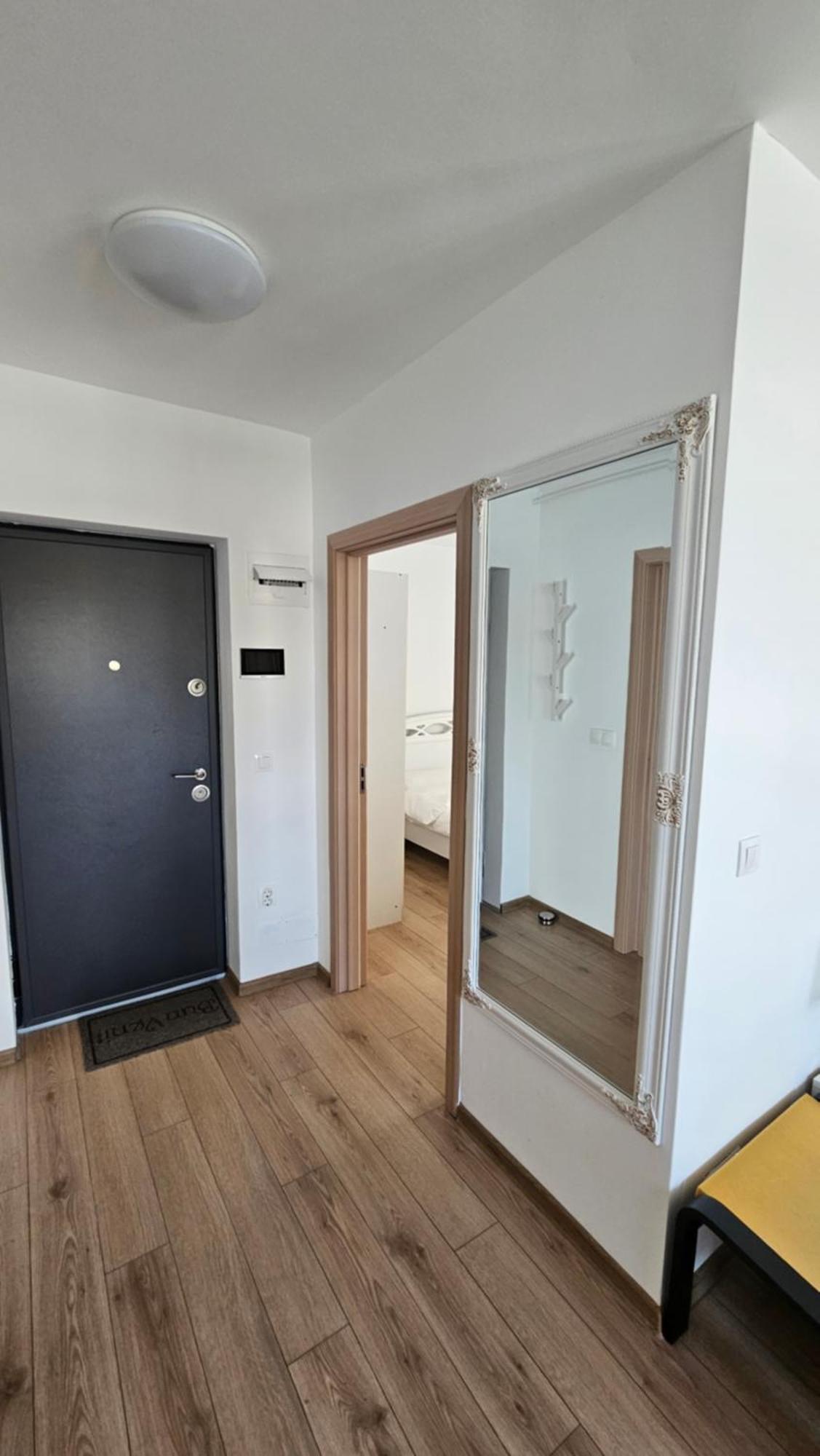 Goldmaurer Apartment Targu Mures Exterior photo