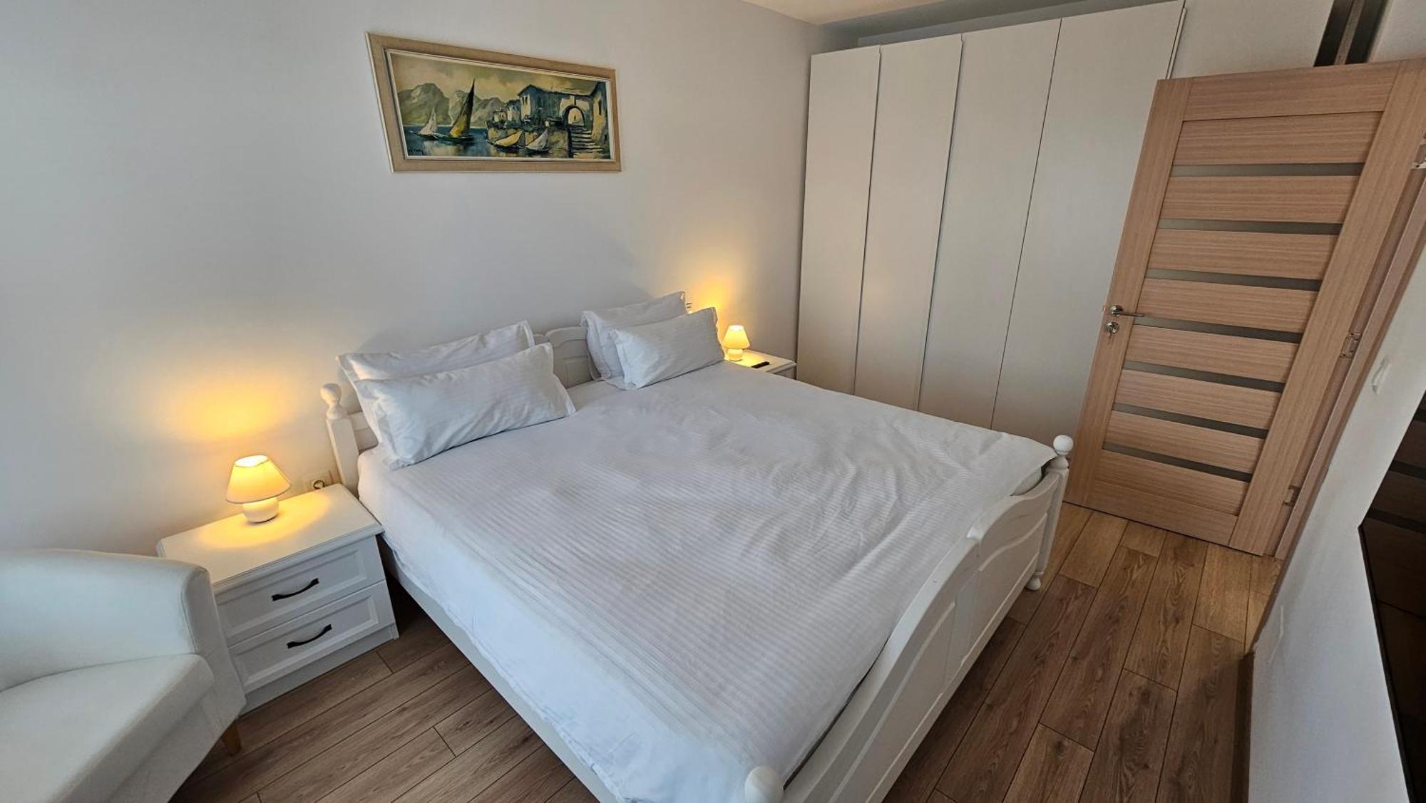 Goldmaurer Apartment Targu Mures Exterior photo