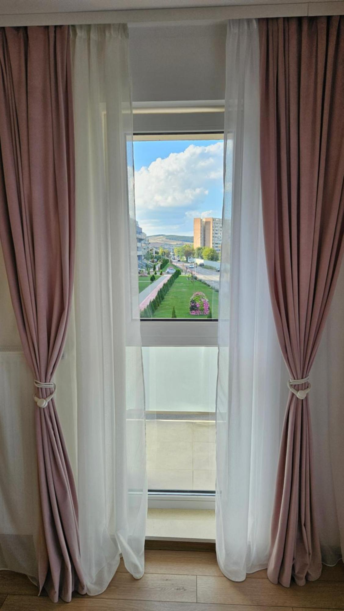 Goldmaurer Apartment Targu Mures Exterior photo